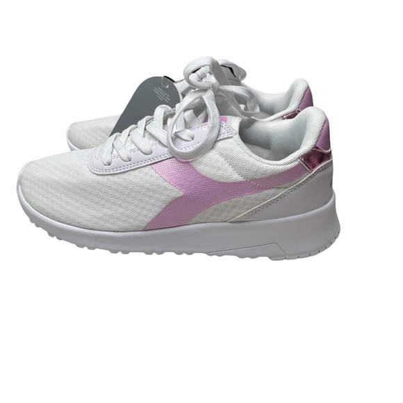 Diadora Sneaker Size 7.5 women. - Picture 14 of 15